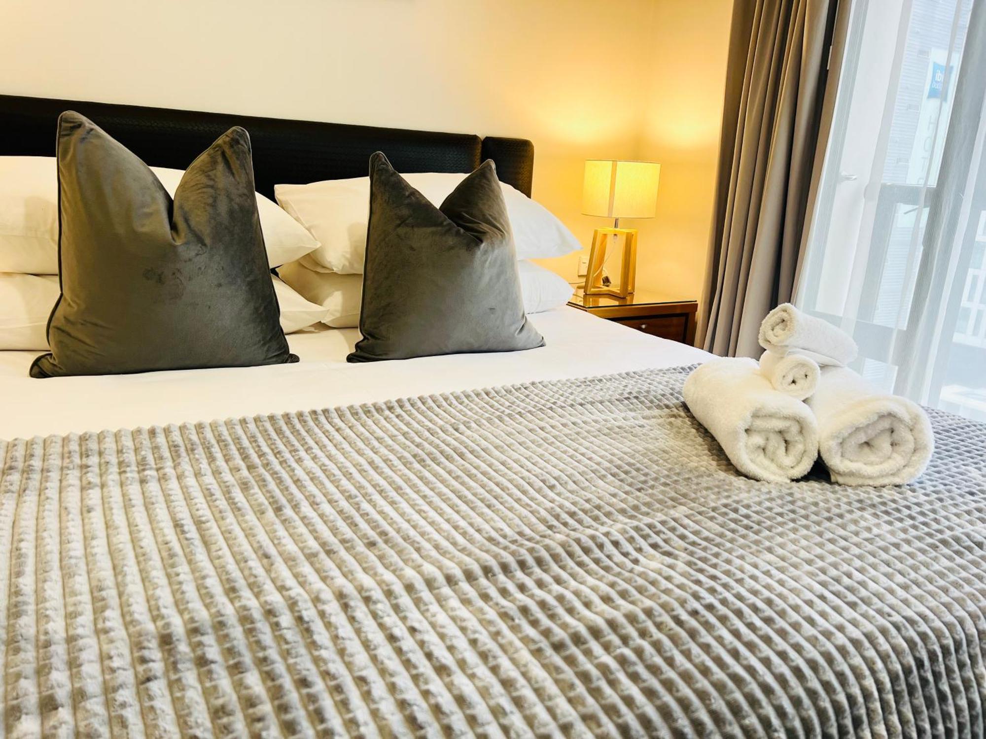 Highrise Studio Apartment W/ Ac, Pool & Gym In Auckland Cbd Ngoại thất bức ảnh
