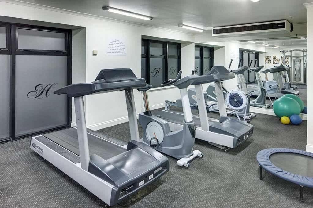 Highrise Studio Apartment W/ Ac, Pool & Gym In Auckland Cbd Ngoại thất bức ảnh